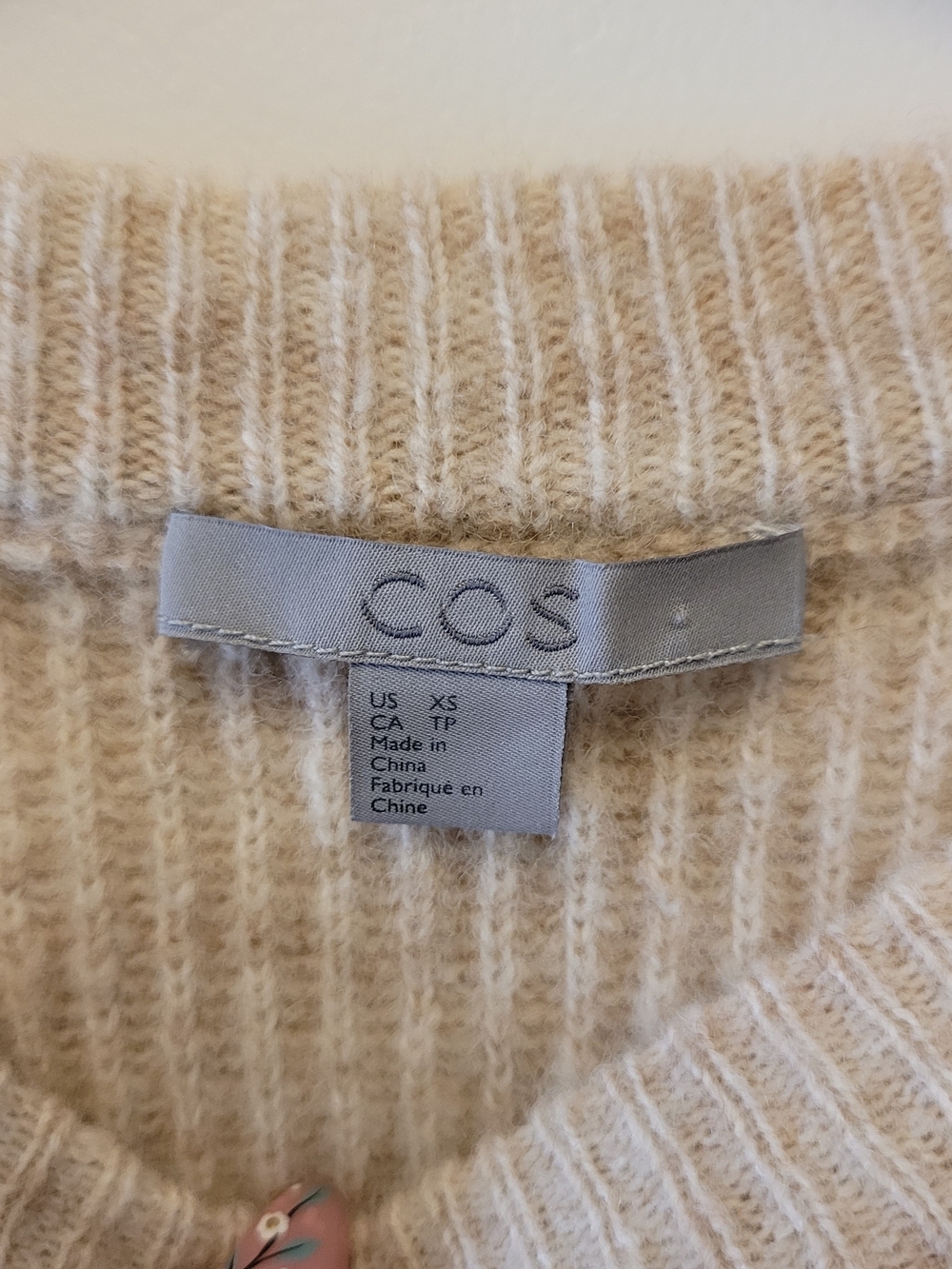 COS 73% Wool Sweater Women’s XS Cream Beige Flared A-Line Hem - Picture 4 of 6